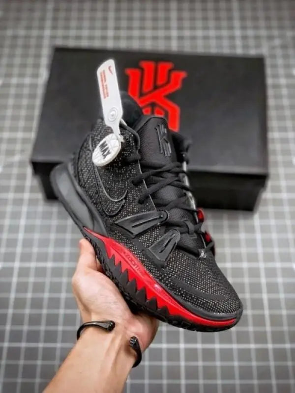 Nik_e Kyrie 7 Bred