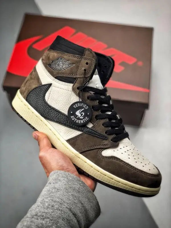 Nik_e Jordan Retro 1 High OG Travis Scott Mocha Semi UA