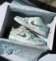 Nike Sb Dunk Year Of The Dragon Steam Puppet WITH ORIGINAL BOX