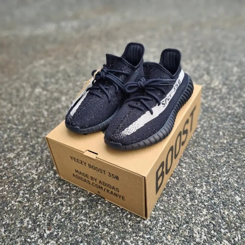 Adidas Yeezy 350 V2 CORE BLACK WHITE OREO SEMI UA With OG ACCESSORIES