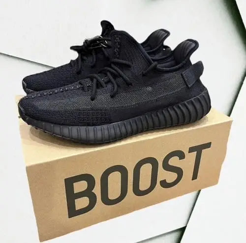 Adidas Yeezy 350 V2 CORE ONYX (SEMI UA) With OG ACCESSORIES