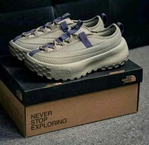 The North Facee Never Stop Lace Beige Purple
