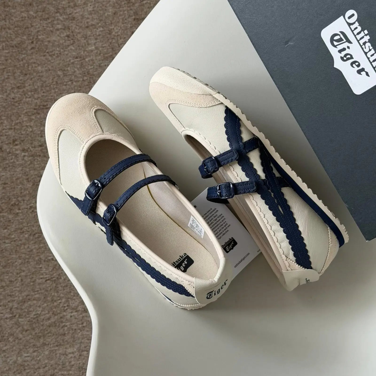 Onitsuka Tiger Mexico 66 TGRS Yellow  Black  7A Premium Ladies Sneakers D-2094