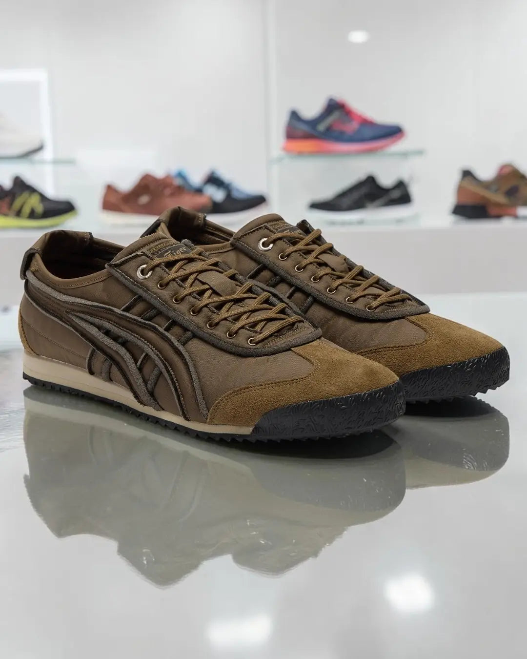 Onitsuka Tiger Mexico 66 SD Clay Canyon 7A Premium Mens Sneakers D-2101