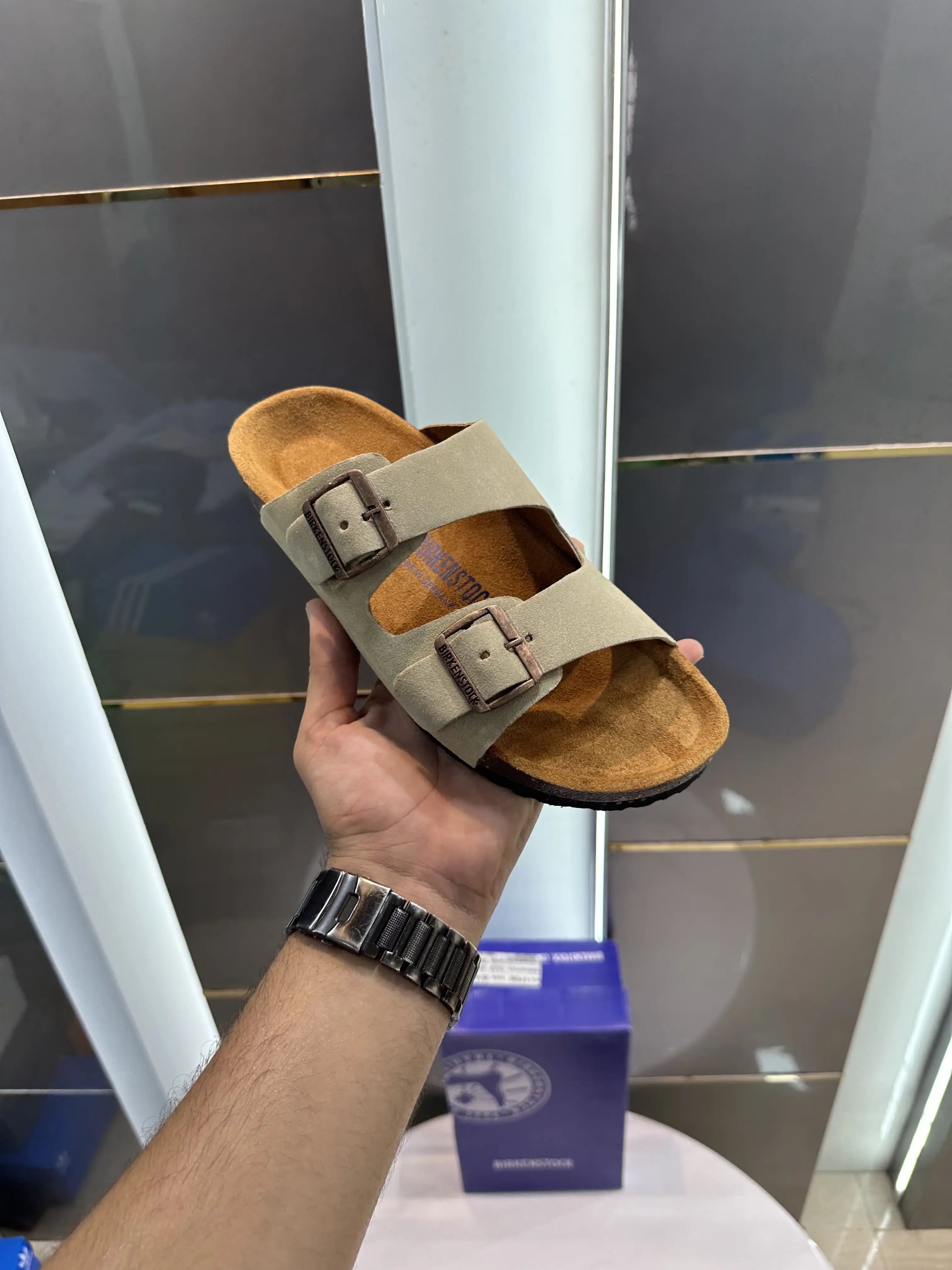 Birkenstock_Arizona Beige Suede Leather Slide
