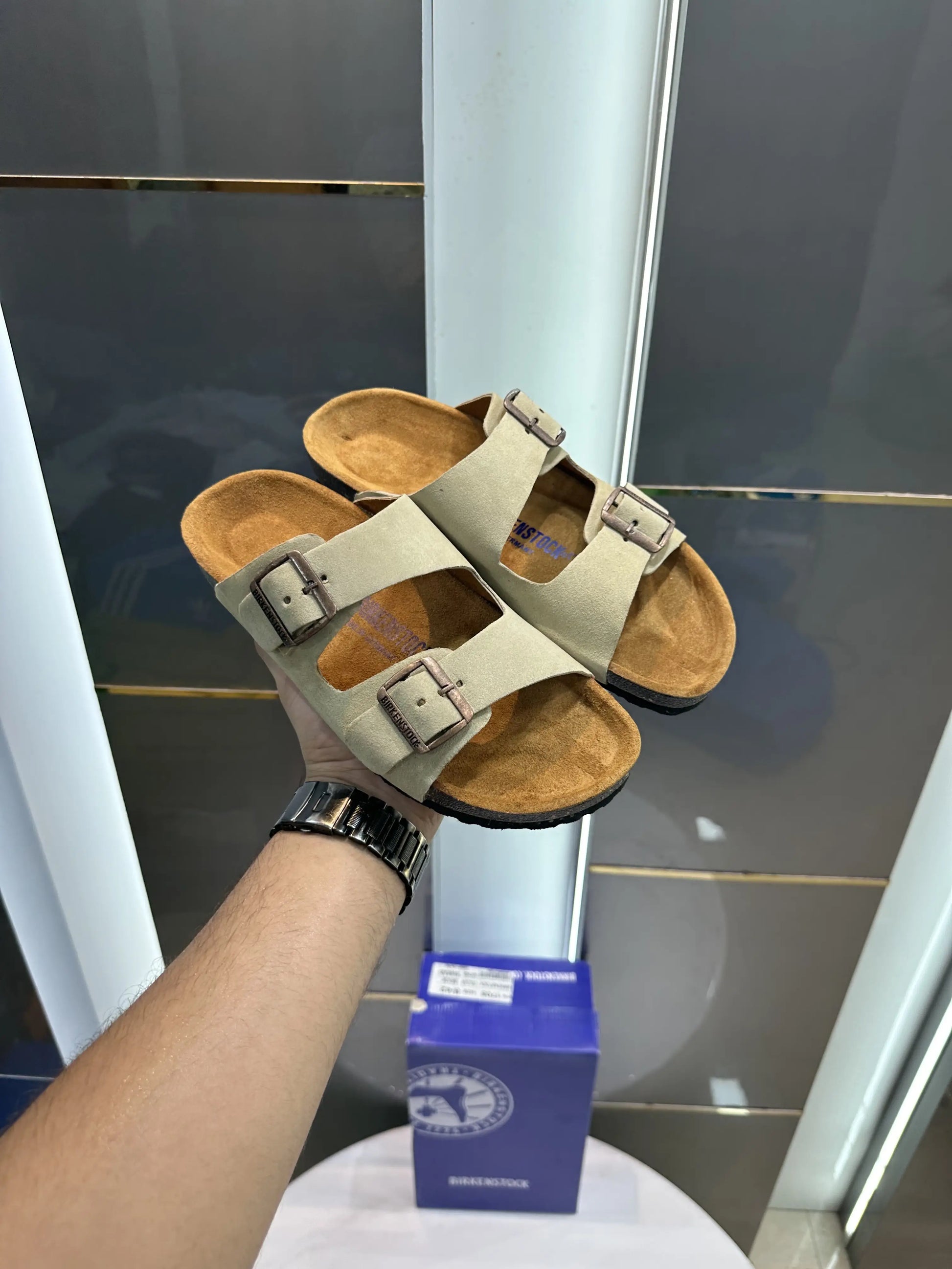 Birkenstock_Arizona Beige Suede Leather Slide