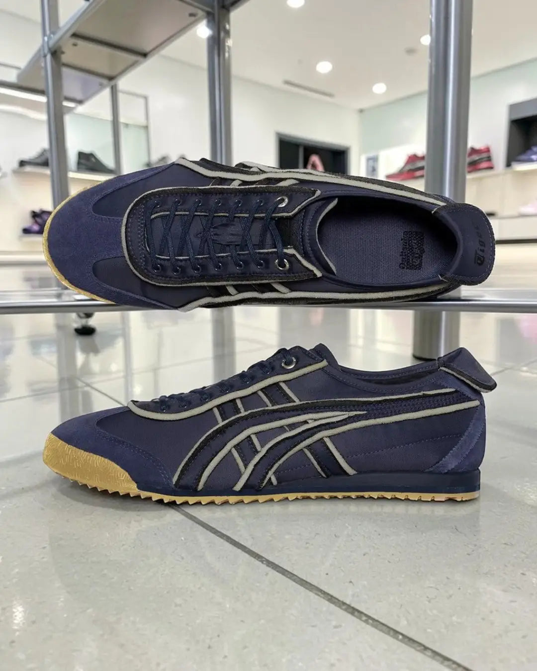 Onitsuka Tiger Mexico 66 SD PEACOAT 7A Premium Mens Sneakers D-2104