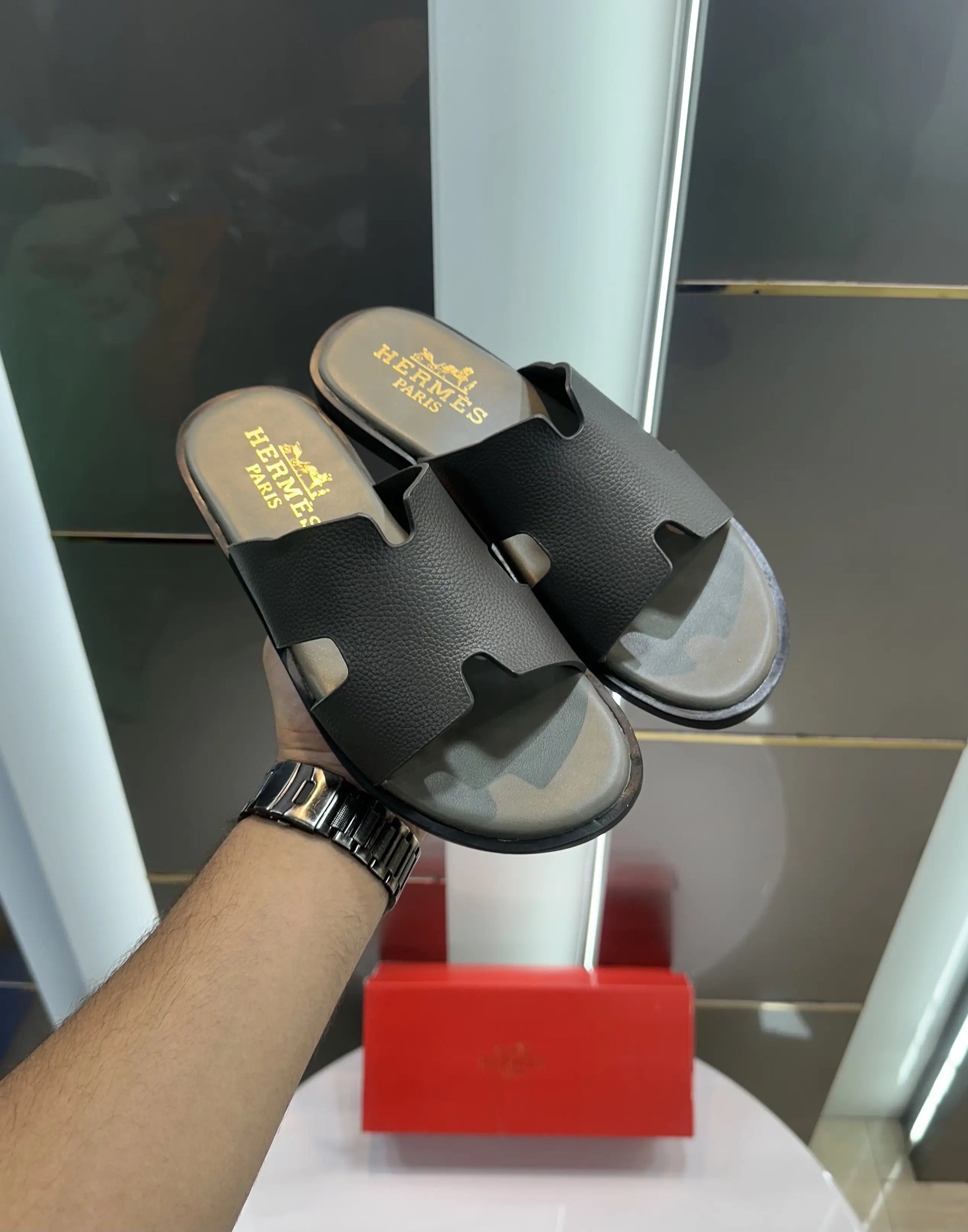 Herms_Grey Leather Slide For Men
