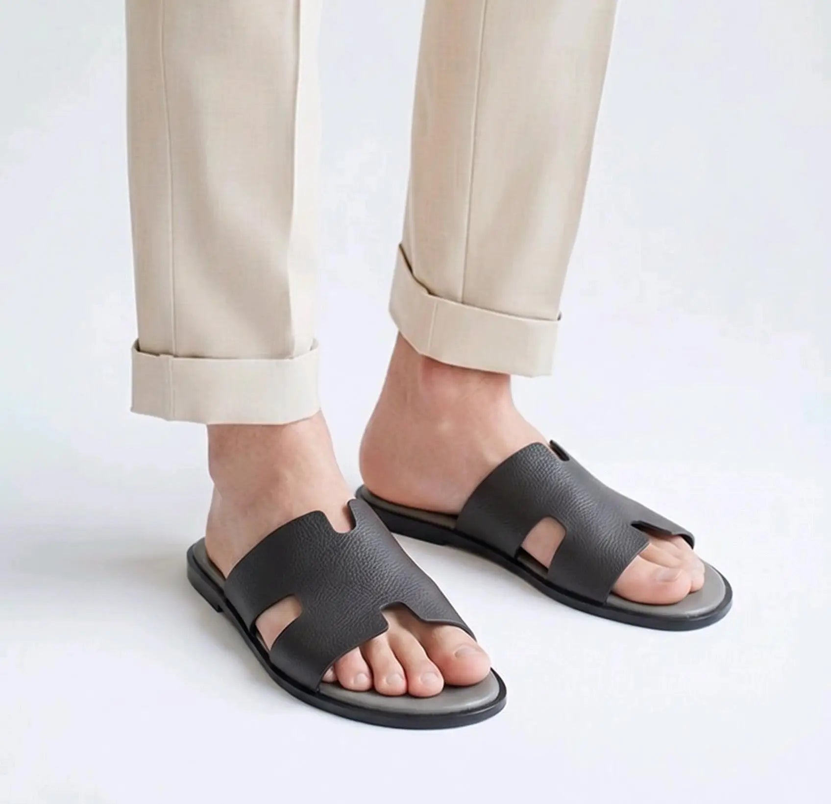 Herms_Grey Leather Slide For Men