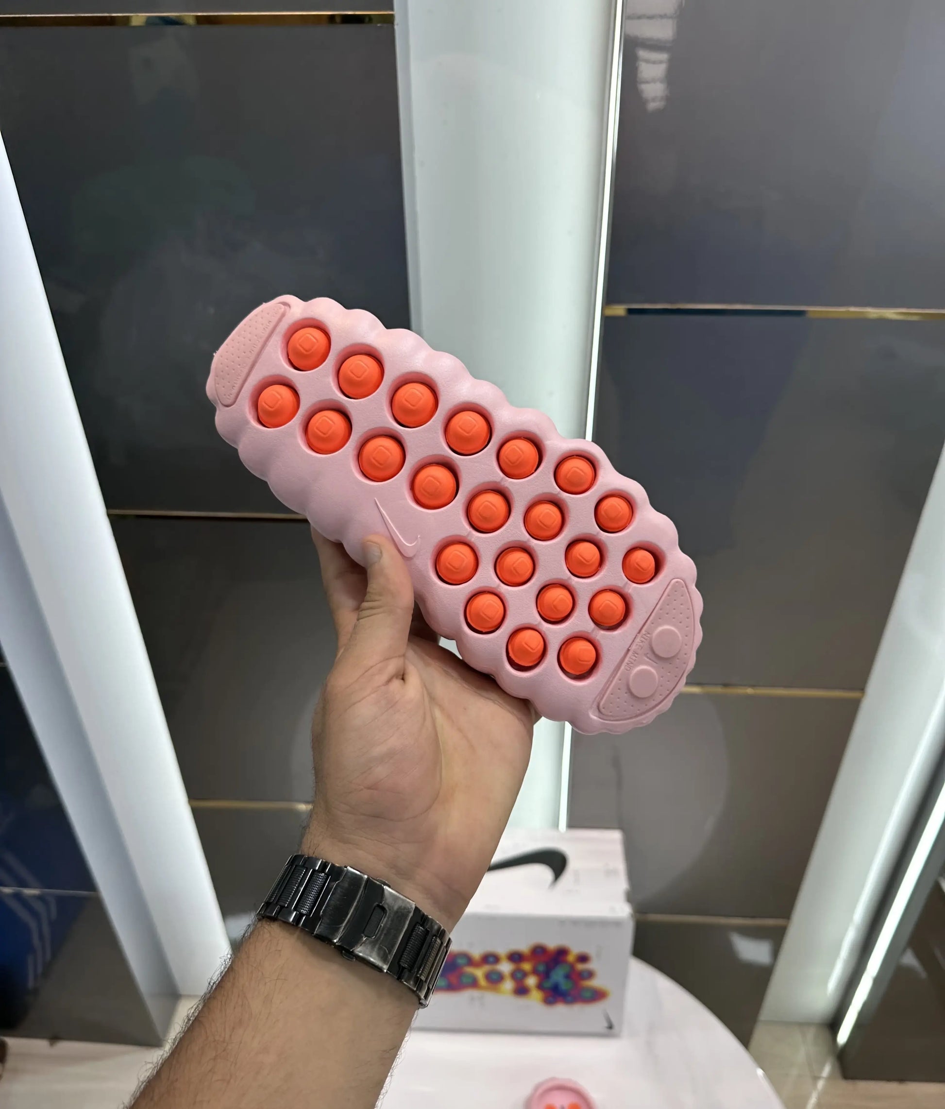 Nike_Mind Pink Slide For Her