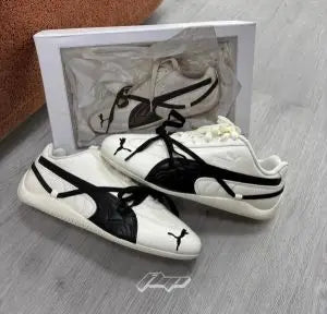 Pu_ma X Rose speedcat white Black