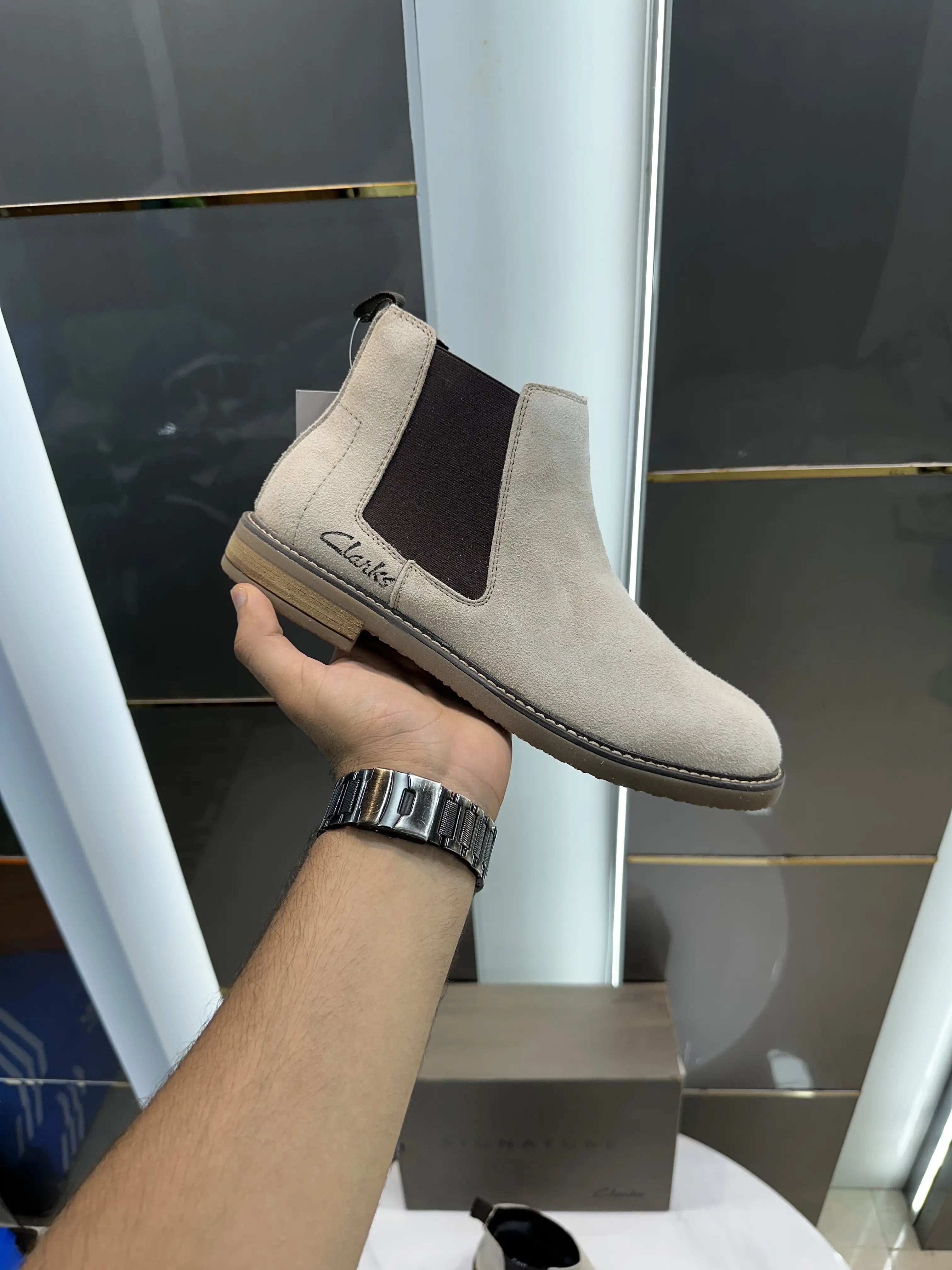 Clarks_Beige Premium Suede Leather Boots