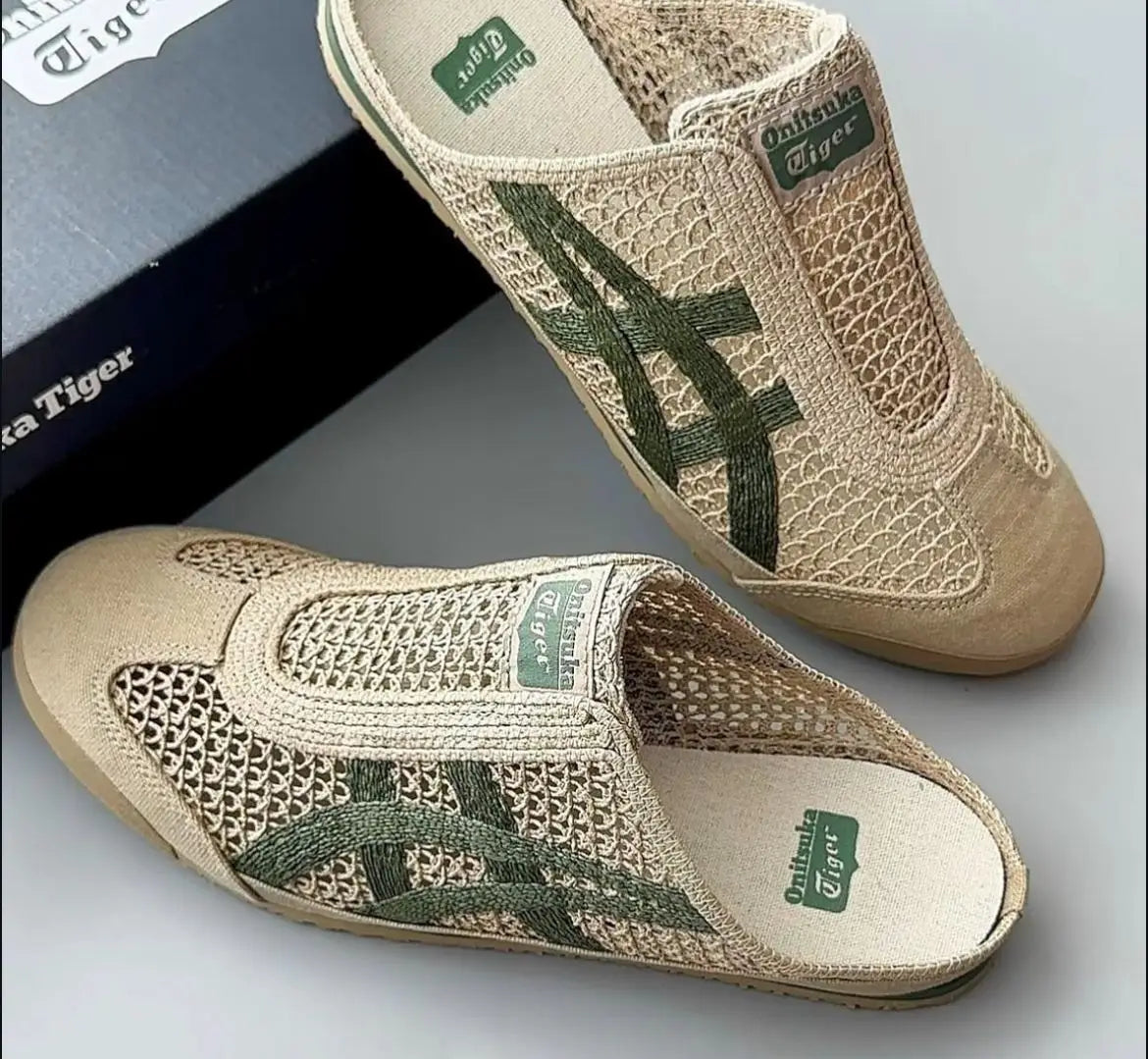 Onitsuka Tiger slip on sabot Safari Green