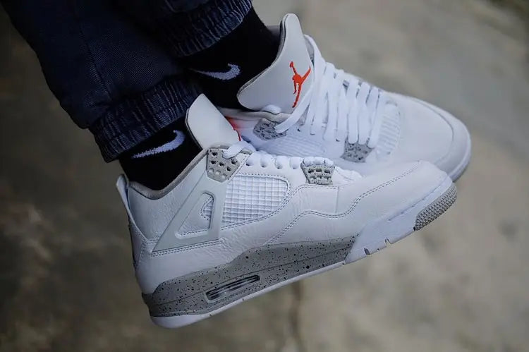 Air Jordan 4 White Oreo (08