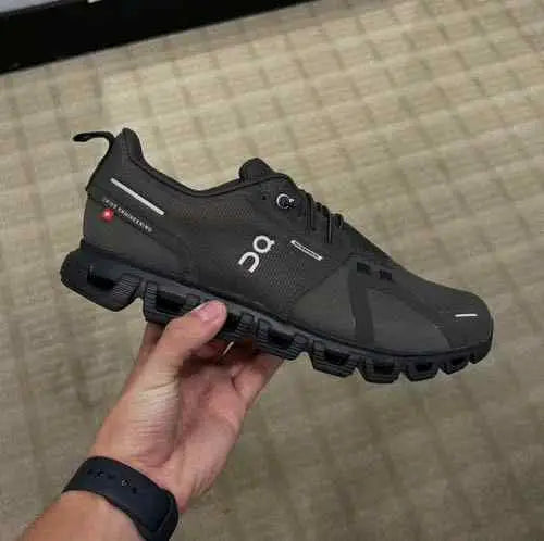 On Cloud 5 All Black