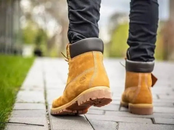 TIMBERLAND SUEDE LEATHER WHEAT BOOTS
