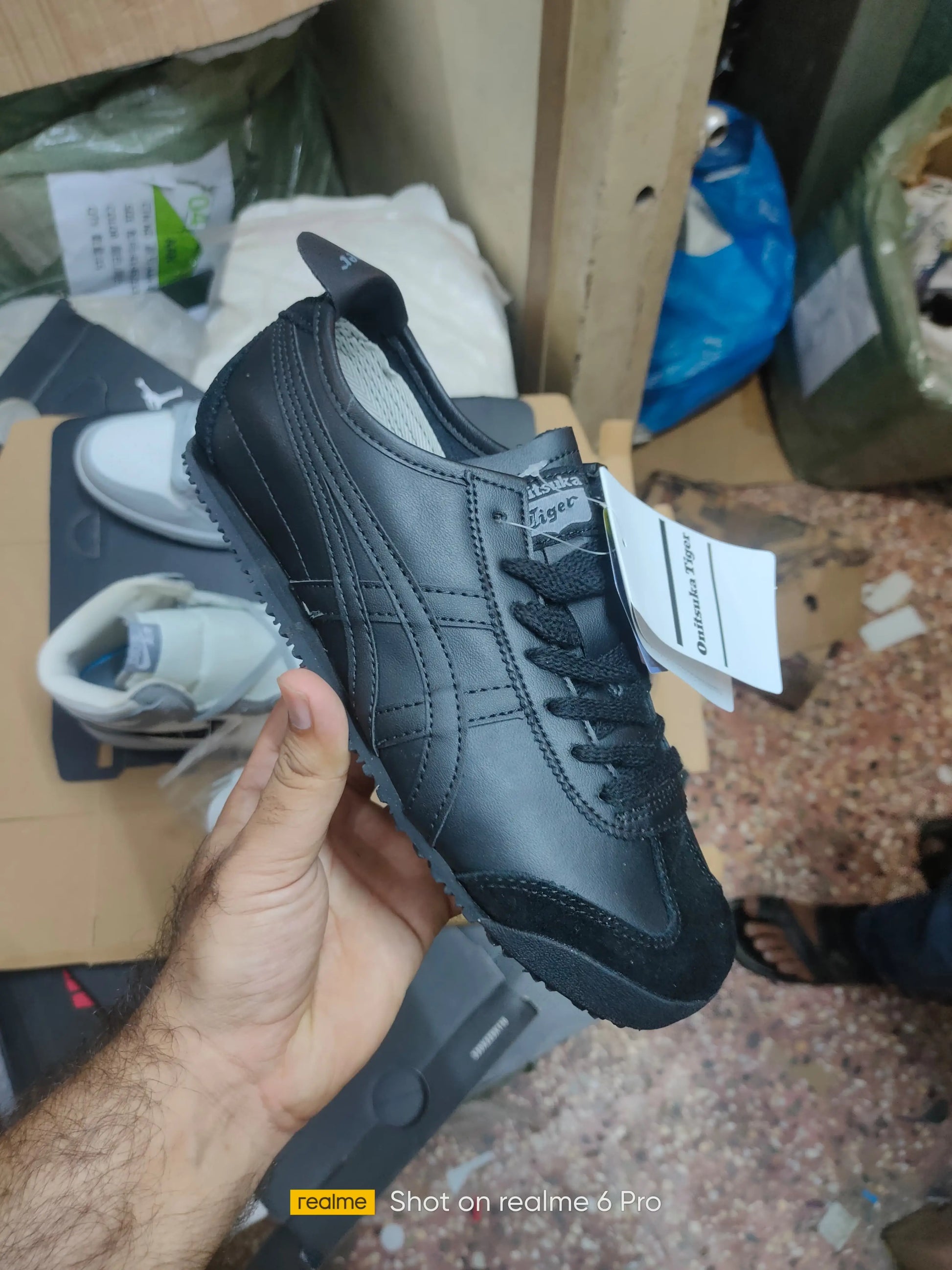 Onitsuk_a Tiger Mexico 66 Triple Black Fix 225