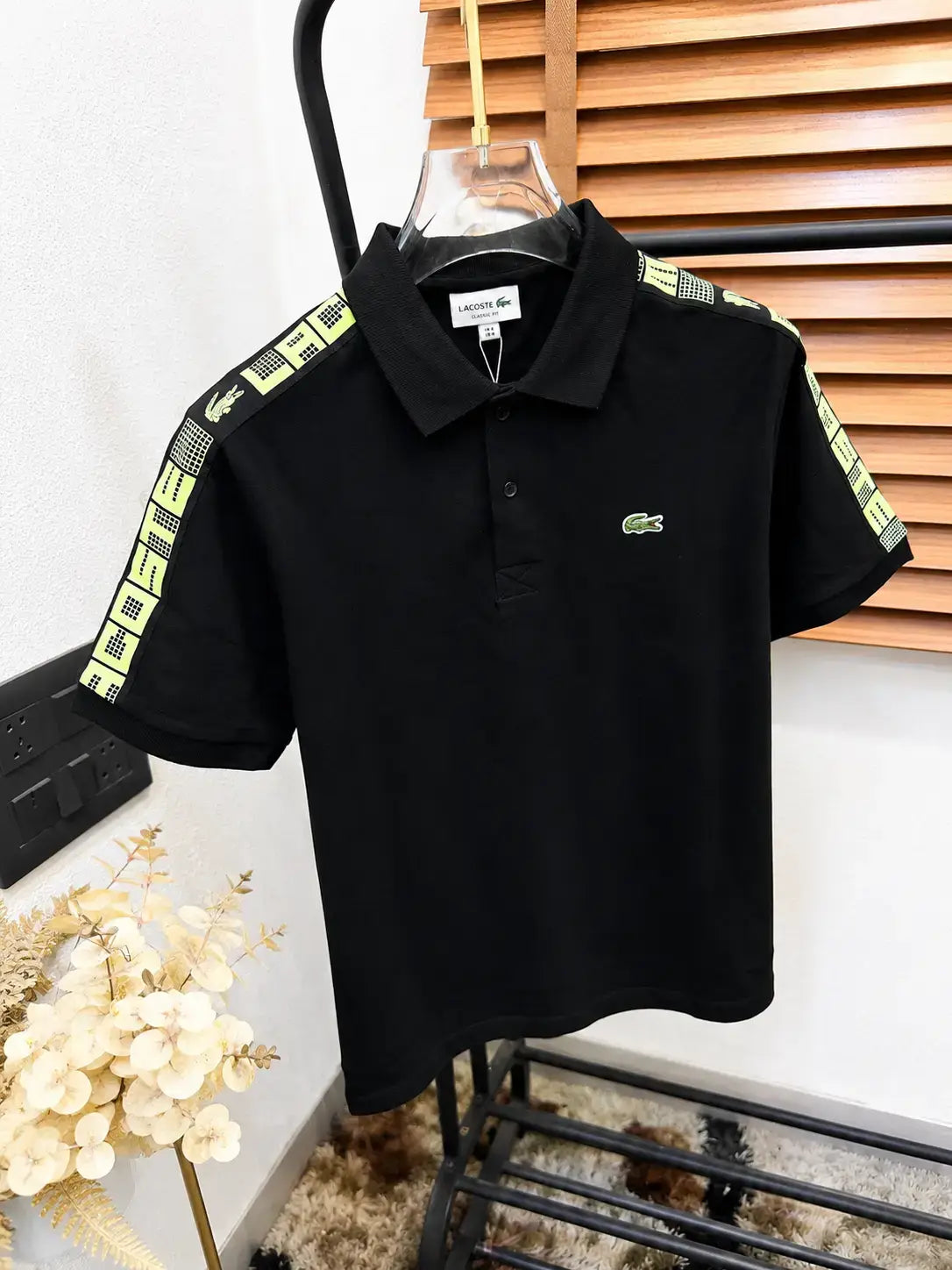 Lacost_e Shoulder Patched Imported Exclusive Polo T-shirt (DN 629)