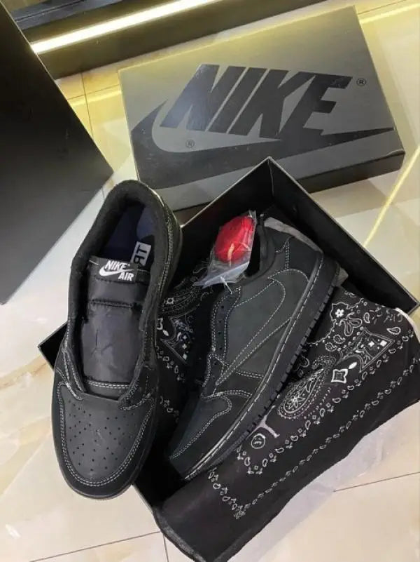 Travis Scott x Air Jordan 1 Low Black Phantom Surplus Semi UA