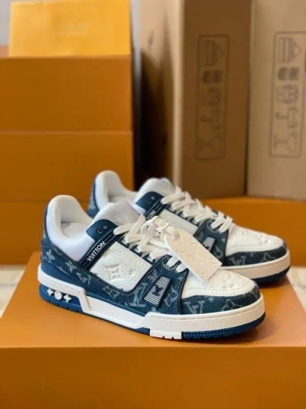 Loui s Vuitton LV Monogram Trainer Blue White with Accessories