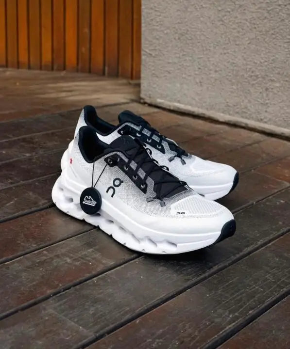 ON CLOUD Running TILT 2 0 BLACK IVORY HP