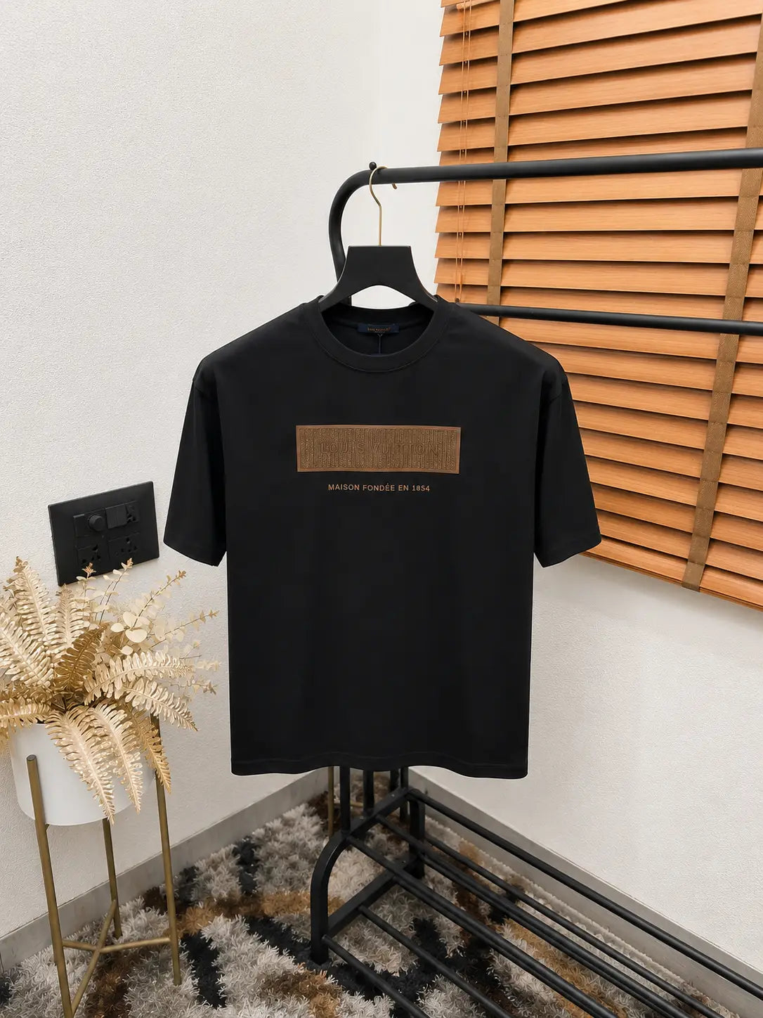Loui_s Vuitton Turkey Imported Jute Embroidered Premium Drop Shoulder T-shirt (DN 567)