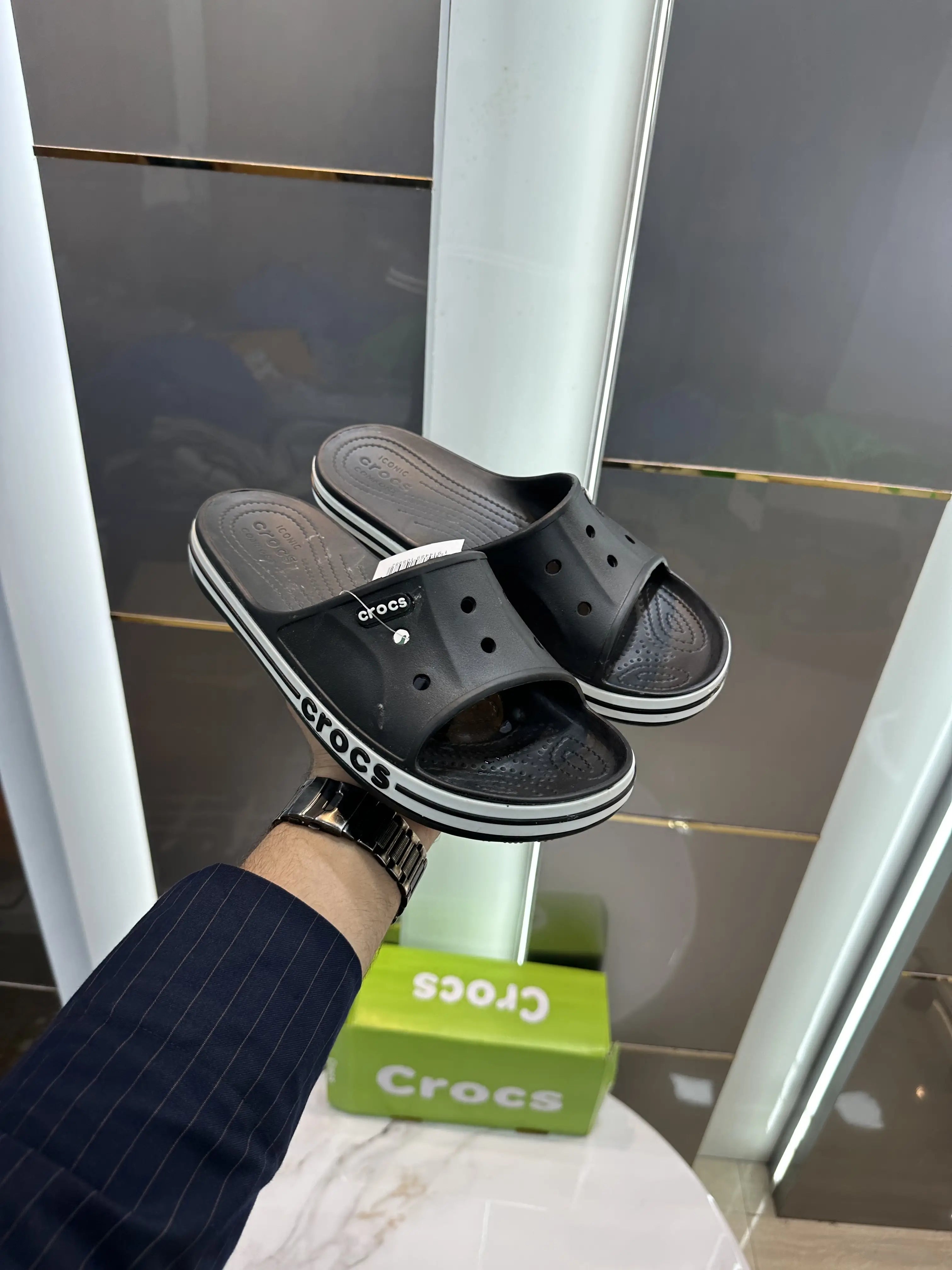 Crocs_Bayaband Black White Slide For Men