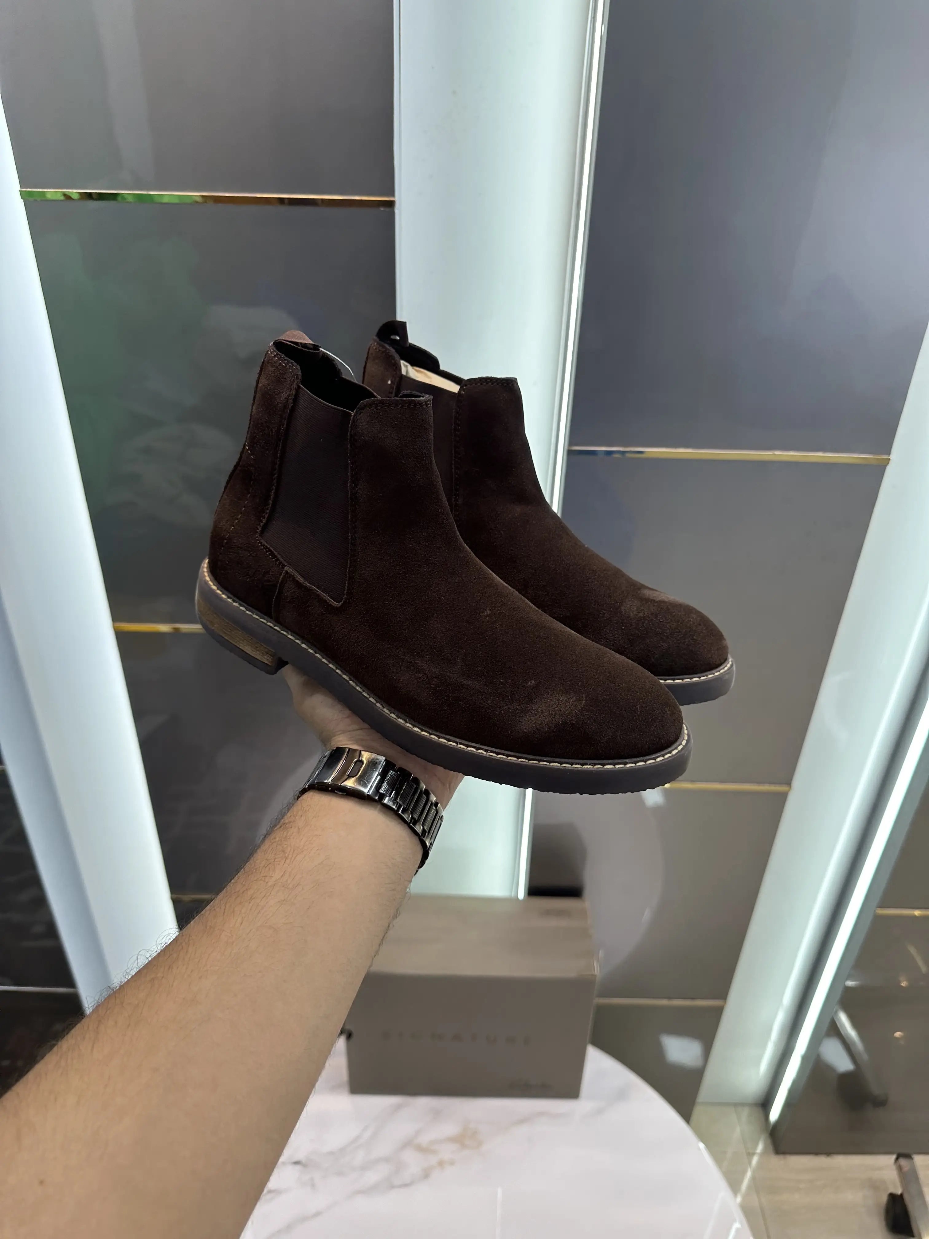 Clarks_Brown Premium Suede Leather Boots