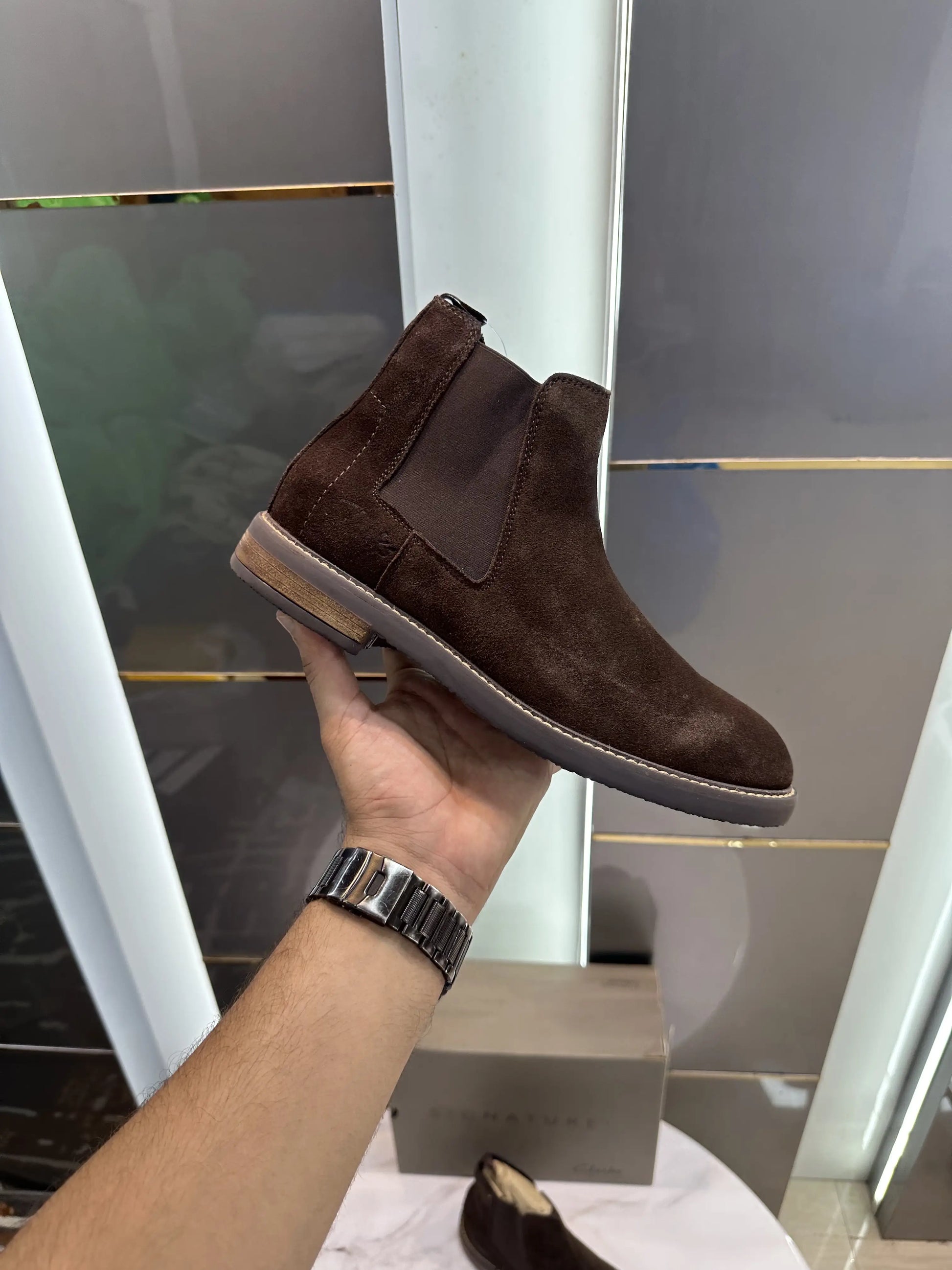 Clarks_Brown Premium Suede Leather Boots
