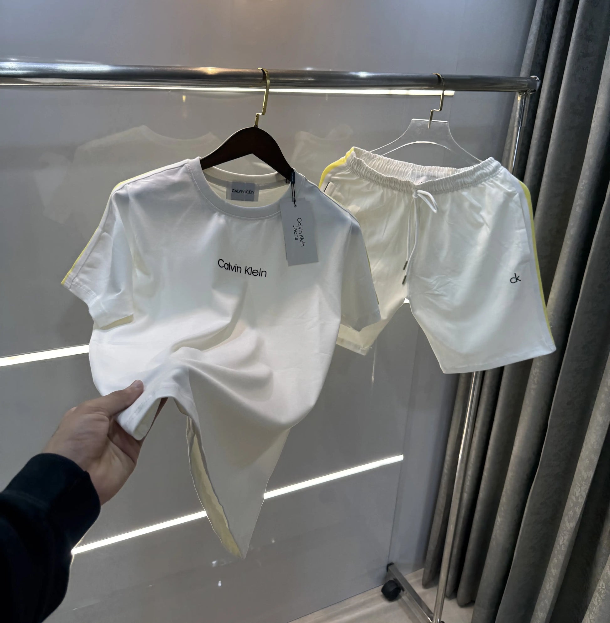 Calvin Klein White Logo Work Premium Cord Set