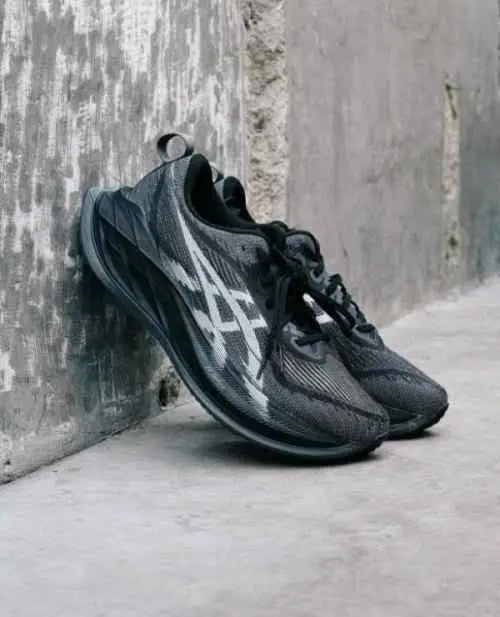 Copy Asicss SuperBlast 2 BLACK