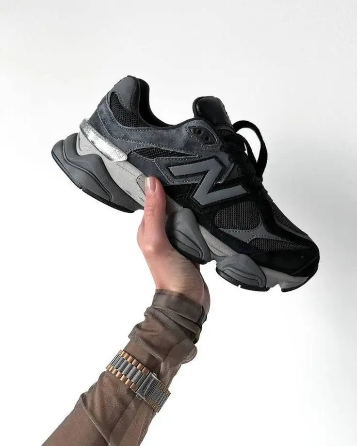 NEW BALANCE 9060 CASTLEROCK BLACK WITH KEYCHAIN