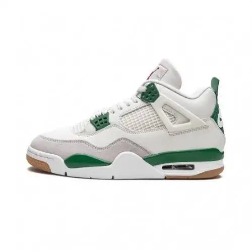 AIR JORDAN RETRO 4 PINE GREEN WITH KEYCHAIN