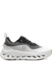 ON RUNNING CLOUDTILT WHITE/BLACK