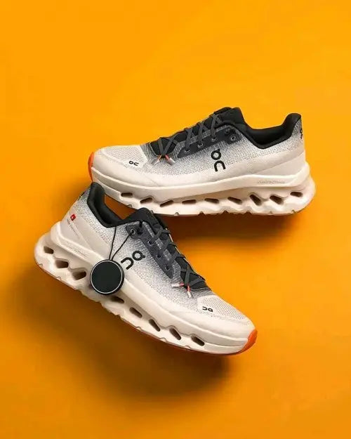On Cloud Running tilt Iron Dew