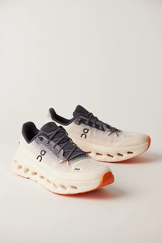 On Cloud Running tilt Iron Dew