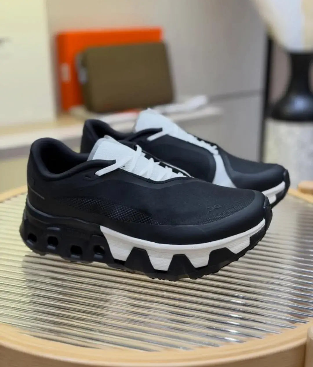 On Running X PAF Cloudmonster Hyper  black