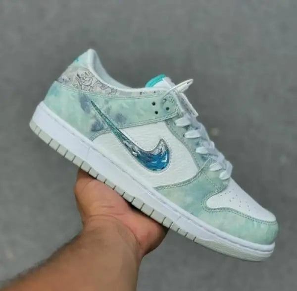Nik e sb dunk year of the dragon steam puppet