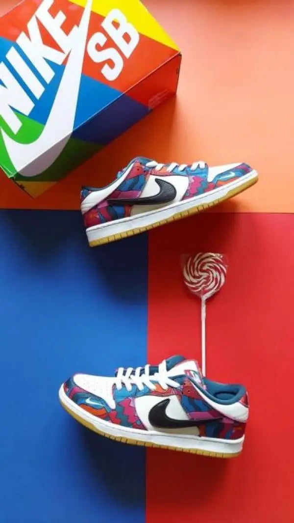 Nik e SB Dunk Low Parra