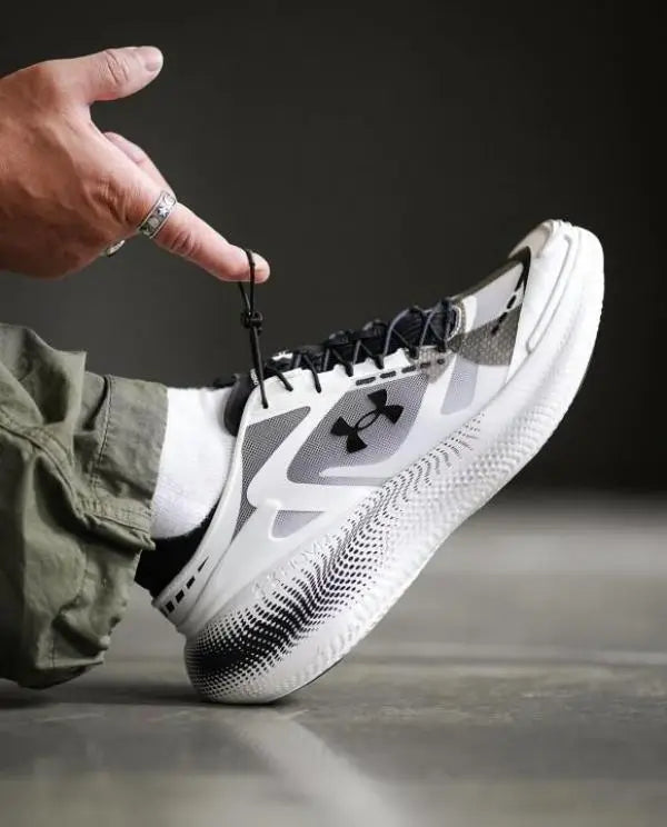 Unde r Armou r Echo Slipspeed white black