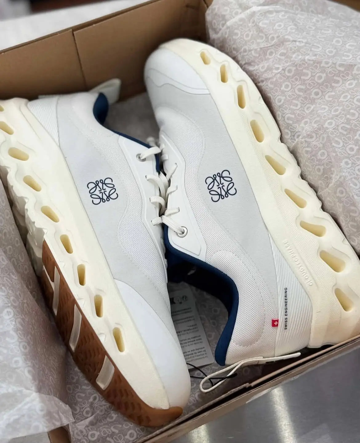 Loewe X On Cloud Tilt 2.0 White Blue