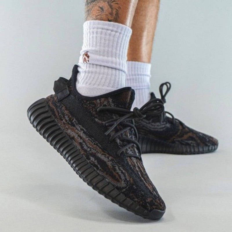 Yeezy 350 MX Rock Semi UA 015