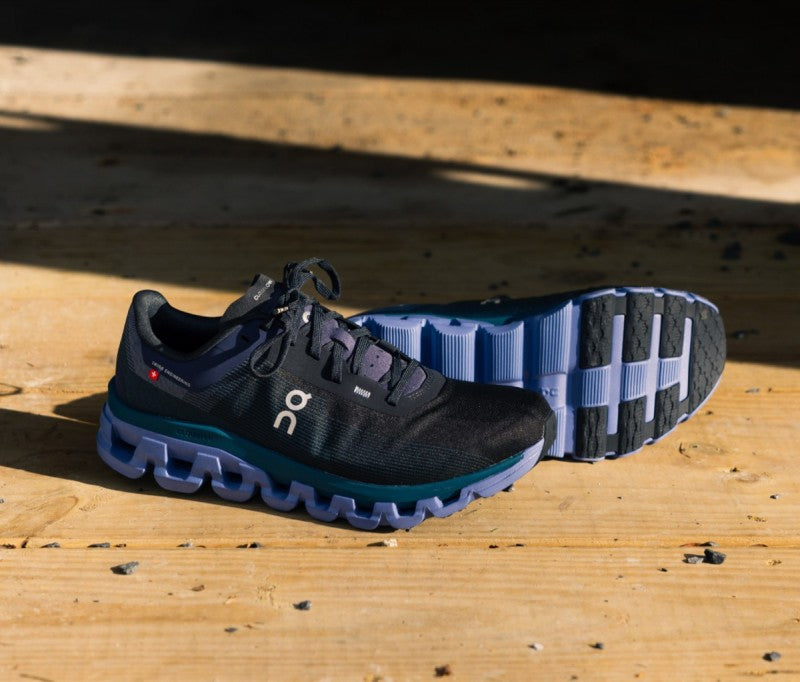 On Cloud Flow 4 Running Black Storm