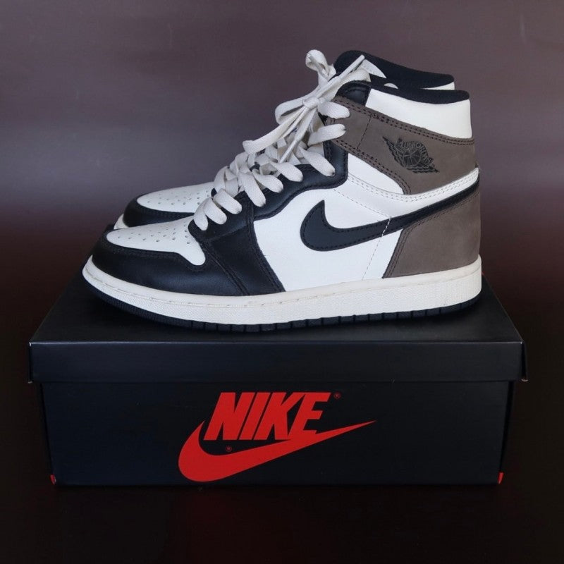 Nikee Air Jordan 1 High Og Dark Moc