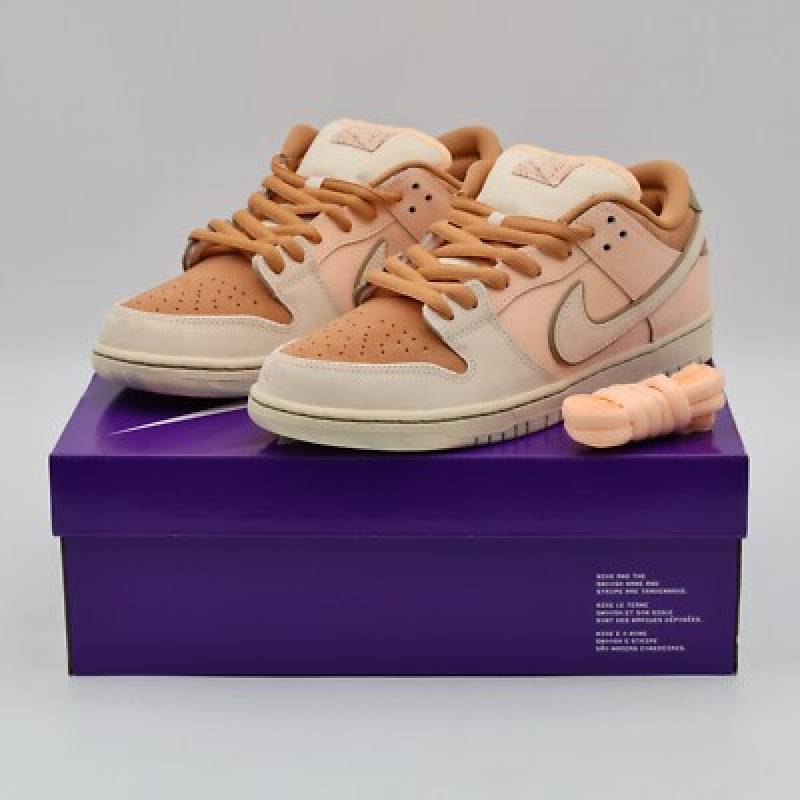 Sb dunk low premium trocadero