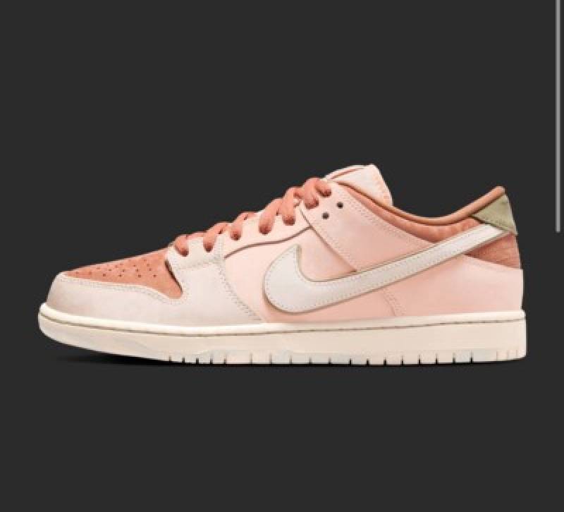 Sb dunk low premium trocadero