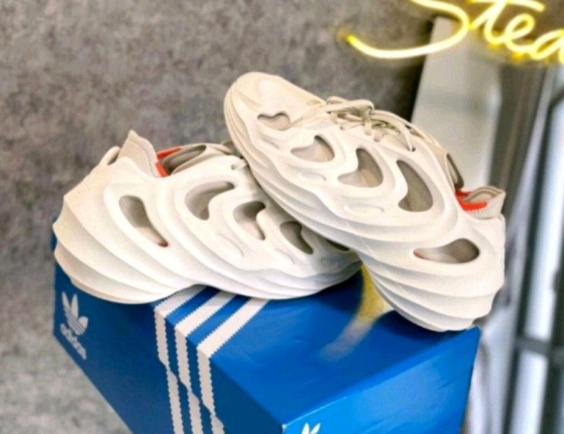 adida_s ADIFOM
