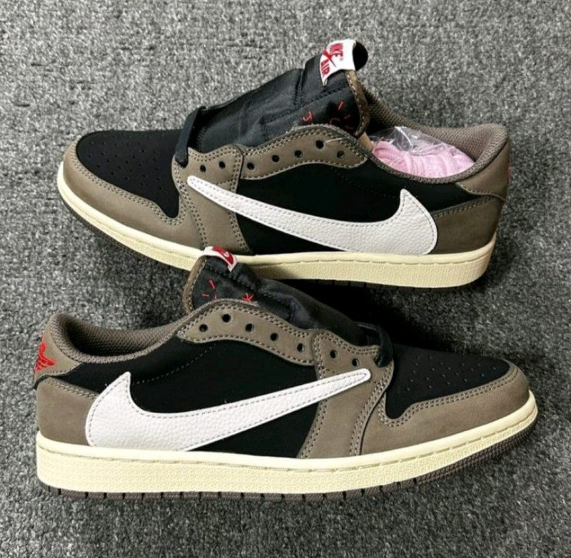 JORDAN 1 LOW TRAVI SCOTT BROWN