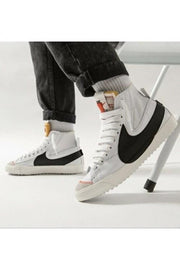 NIKI MID BLAZER JUMBO
