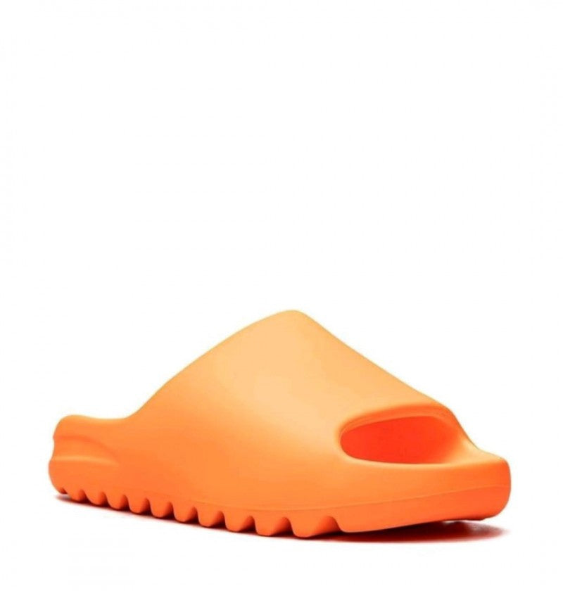 YEEZY SLIDE WITH OG BUTTER PAPER AND BOX